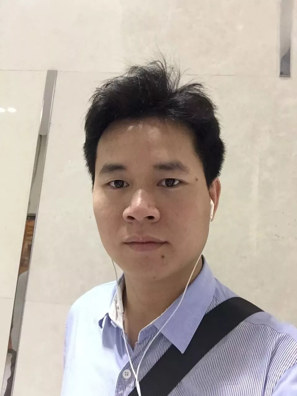 陈同学  薪资15k  汽车