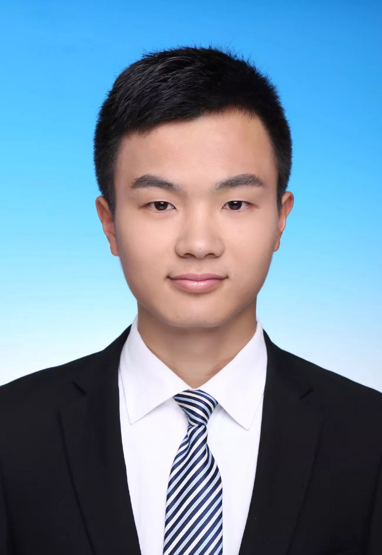 严同学  薪资12.5k 小家电