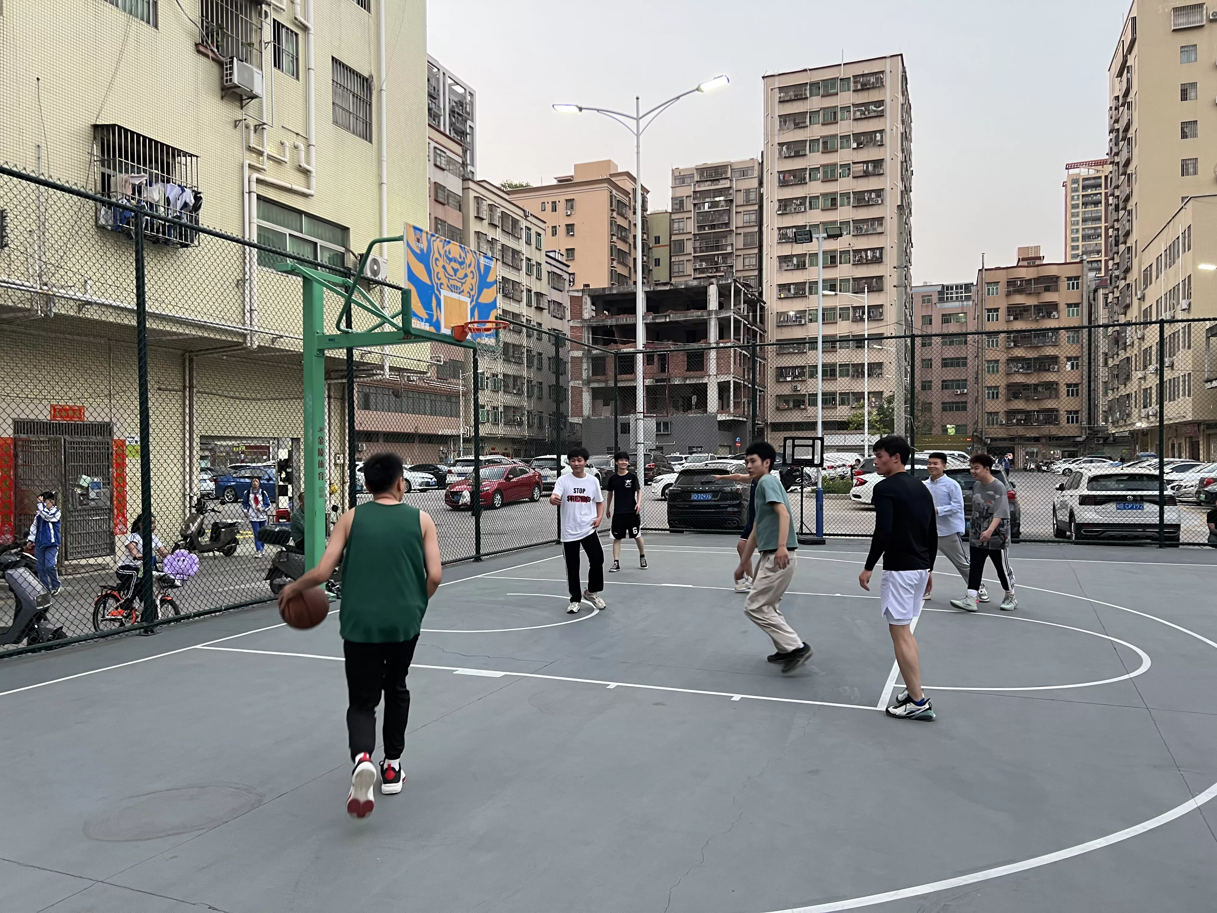 现场班打篮球活动